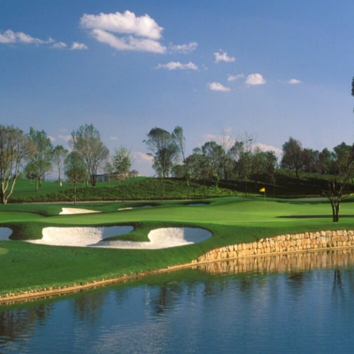 Kunming Lake View Golf Club