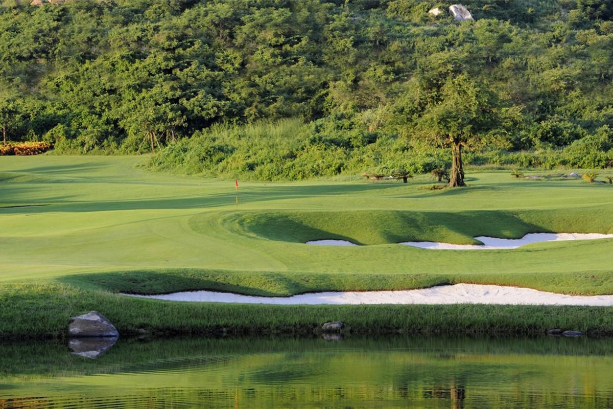 Sanya Luhuitou Golf Club